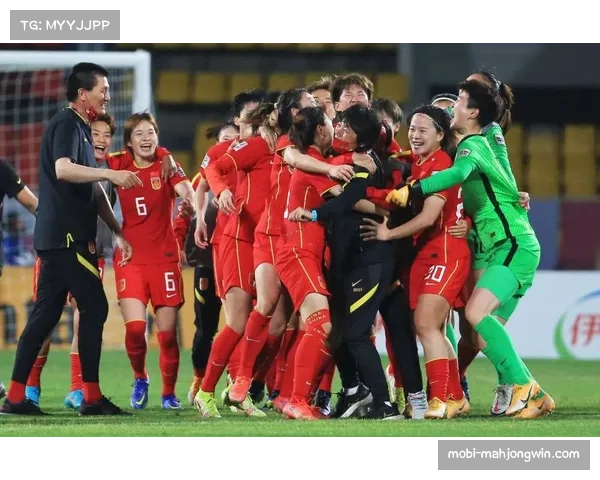 韩国队三中场同时伤停 洪明甫被迫调整原有战术体系